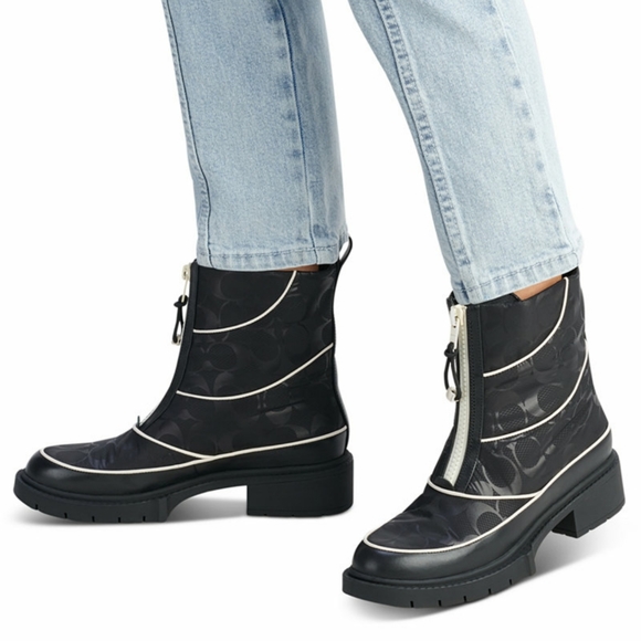 NWT COACH Lug Sole Snow Boot Ankle Boots Signature Monogram Coach Winter Boot - Picture 7 of 16